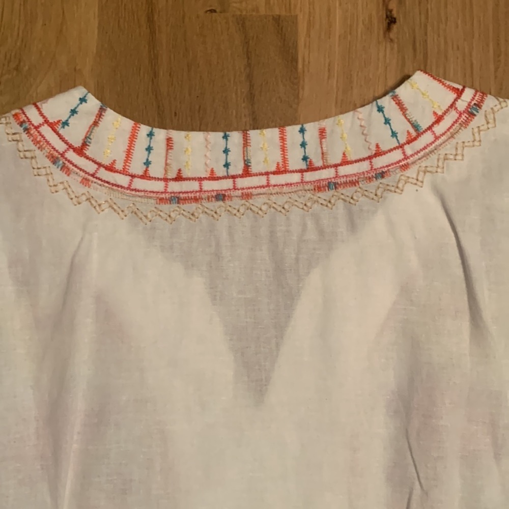 𝅺COLDWATER Creek Boho Linen Blouse with Bell Sleeves and Embroidery Women’s M - Picture 10 of 11